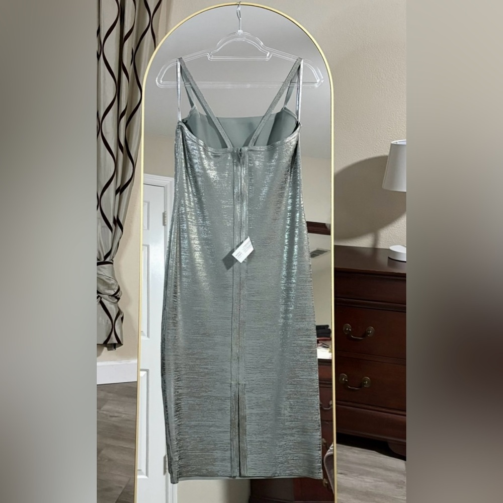BNWT! Herve Leger Vinyl Foil Midi Dress in Smoke Foil SZ. Large - Picture 4 of 8